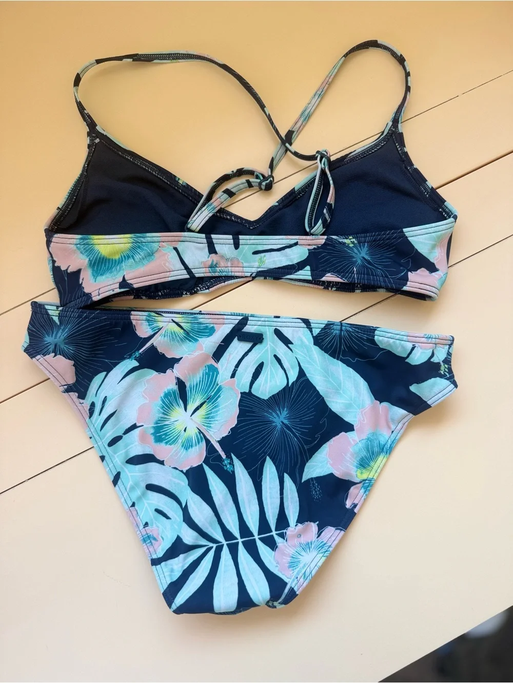 Roxy Girls Floral Bikini Swimsuit Set Size 14/XL Tropical